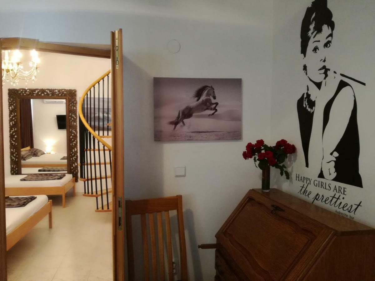 זאדאר Rooms & Apartments Hegic מראה חיצוני תמונה